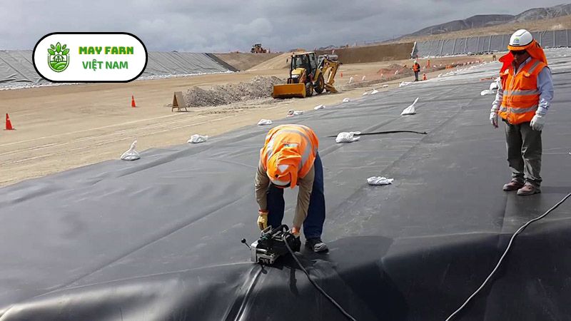 Những yếu tố ảnh hưởng đến giá bạt chống thấm nuôi cá